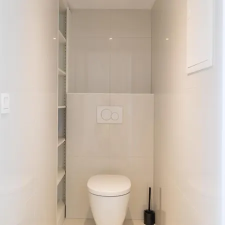 Апартаменты Bel Air - Luxury 2-bedroom With Sea View & Jacuzzi T48 Остенде